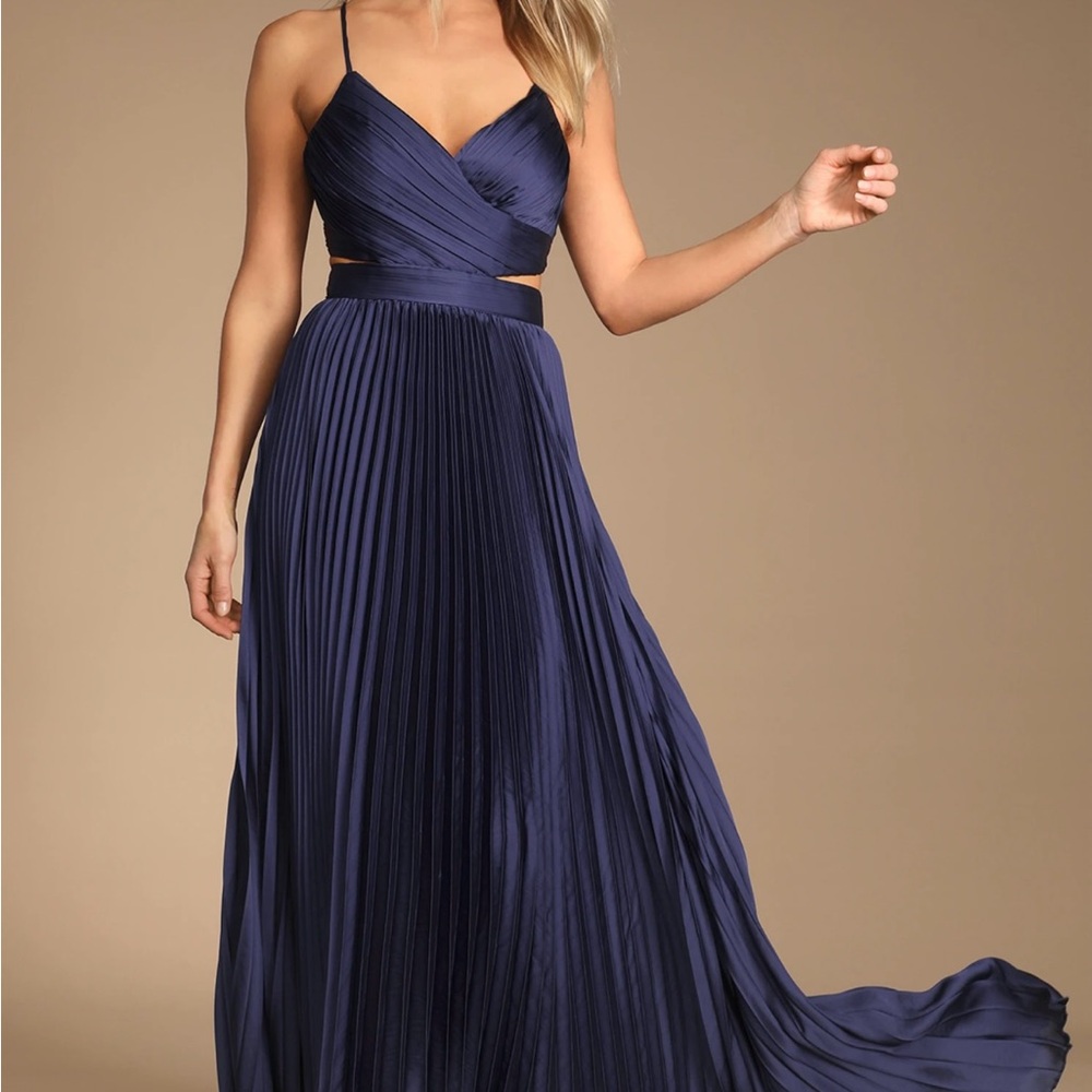 Elegant Navy Blue Pleated Gown
